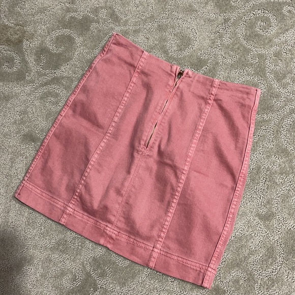 Jolt Pink Skirt - Picture 3 of 3